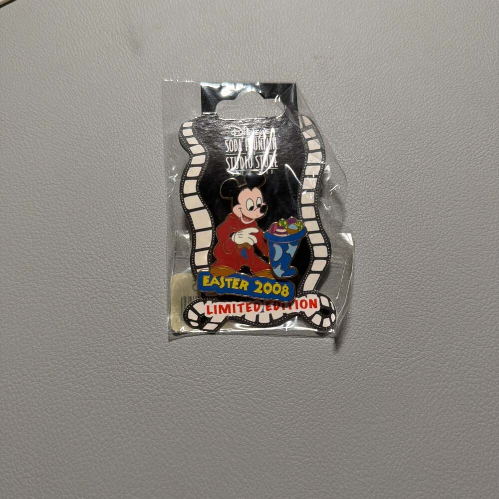 Disney Easter 2008 Soda Fountain Studios LE 300 Pin
